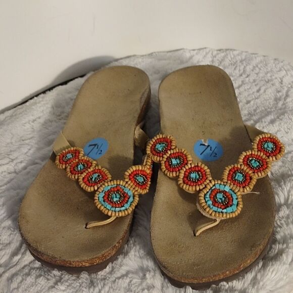 Beaded Woman's Thong Sandals  - Picture 6 of 6